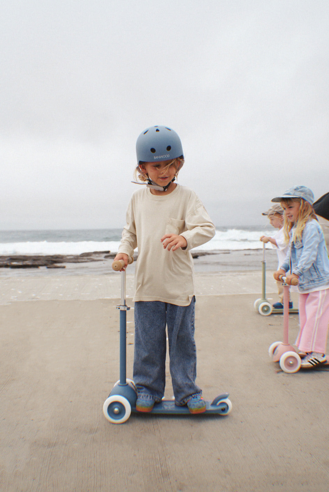 ECO SCOOTER & HELMET SET DEEPSEA