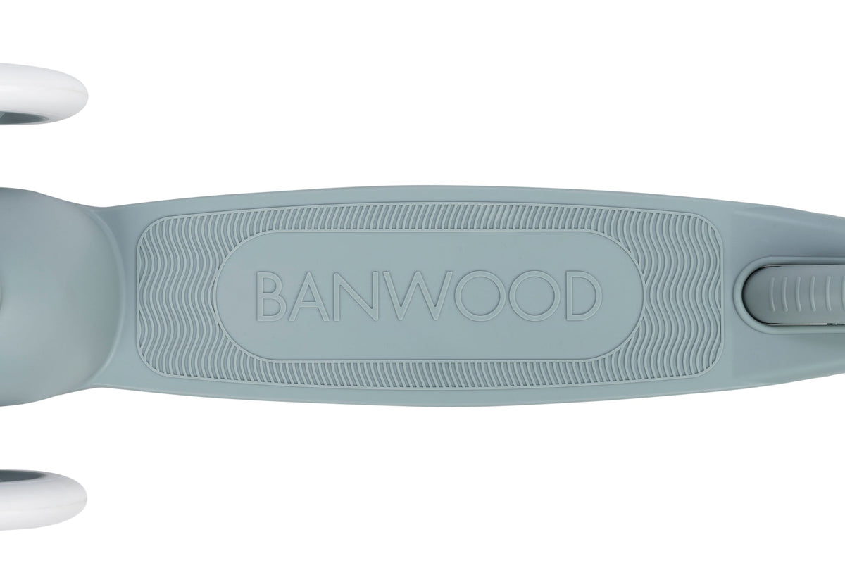 Banwood Eco Kids Scooter in Teal — recycled 3-wheel kids scooter for ages 3+