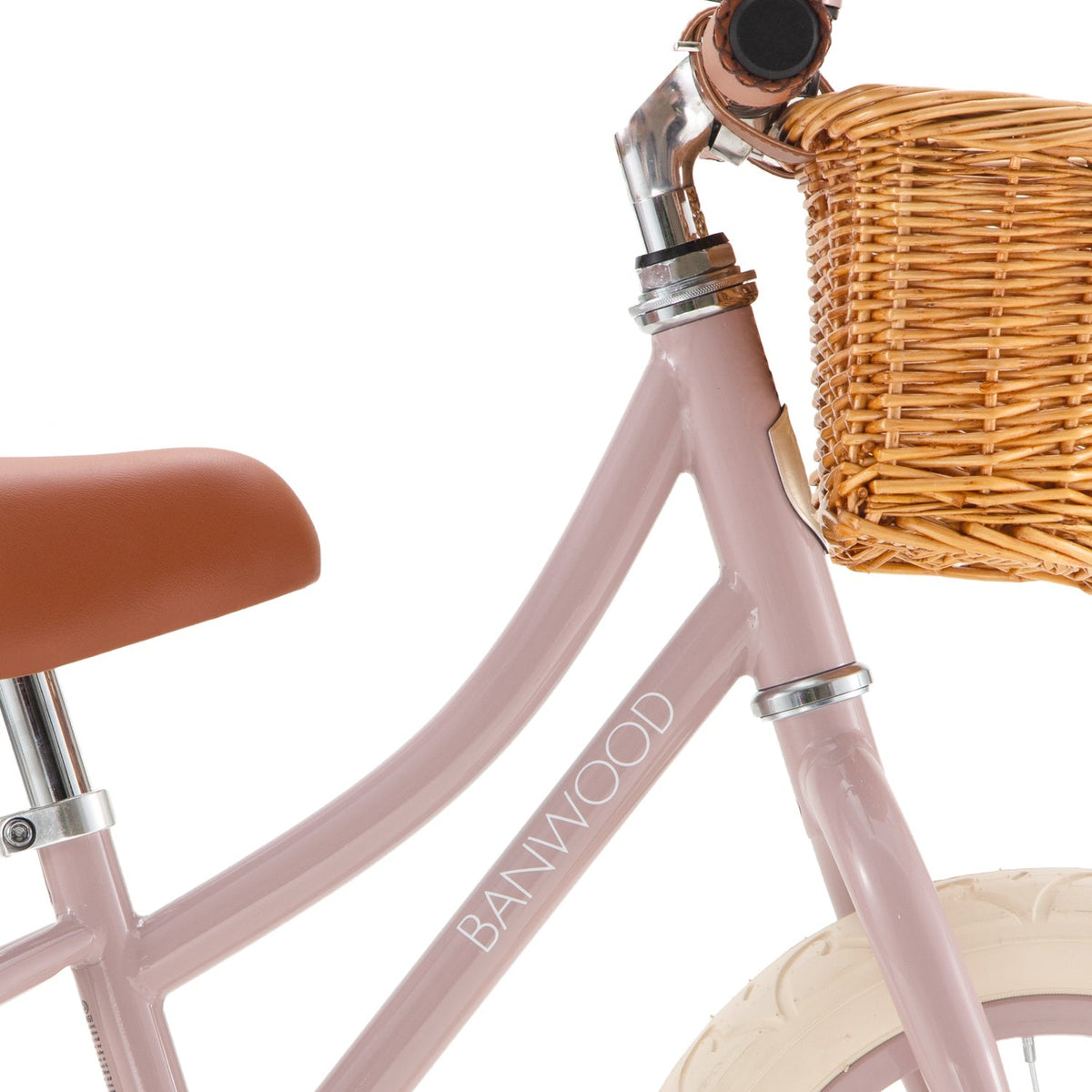 Banwood Balance Bike Dusty Pink — footrest detail