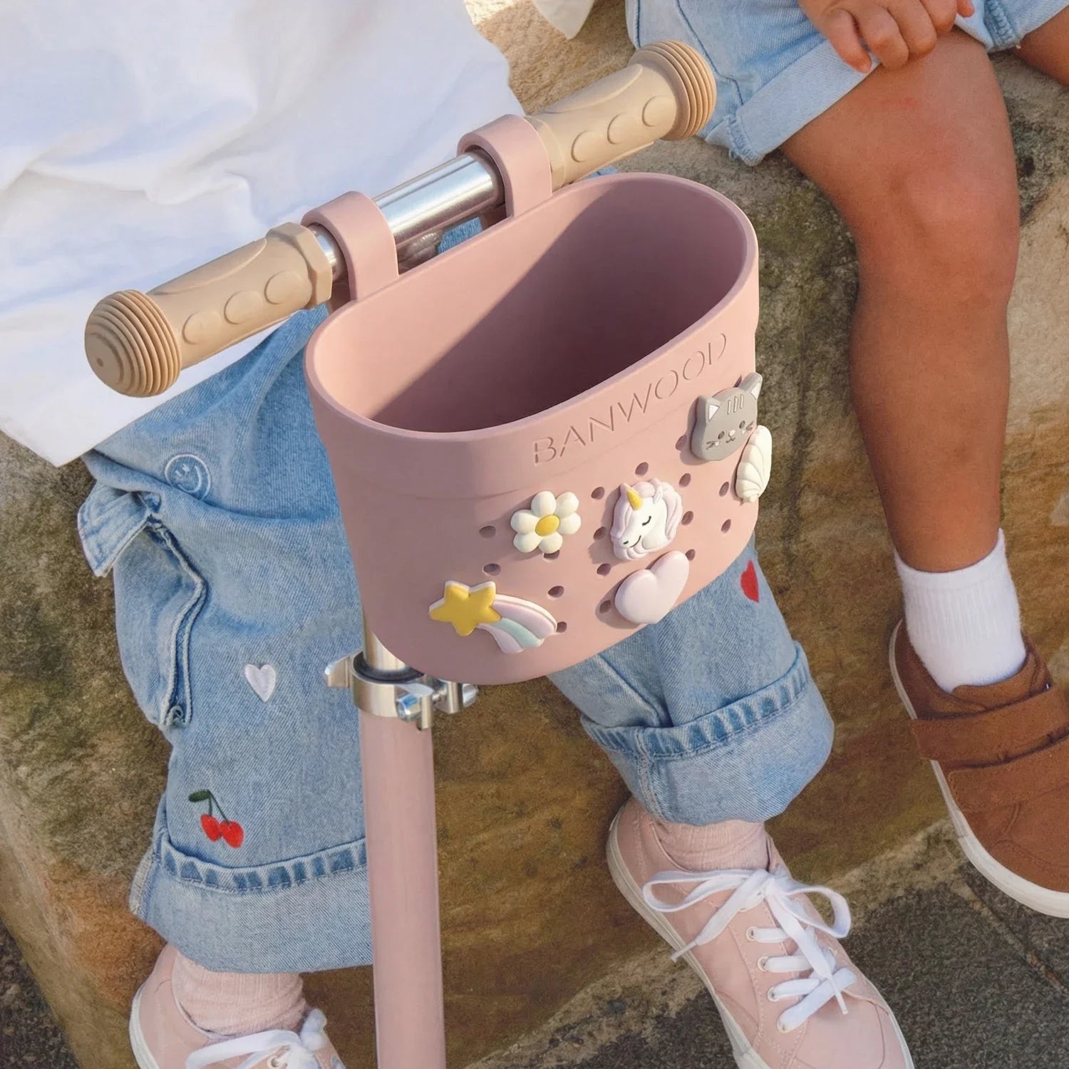 Banwood Basket Pins - Magic