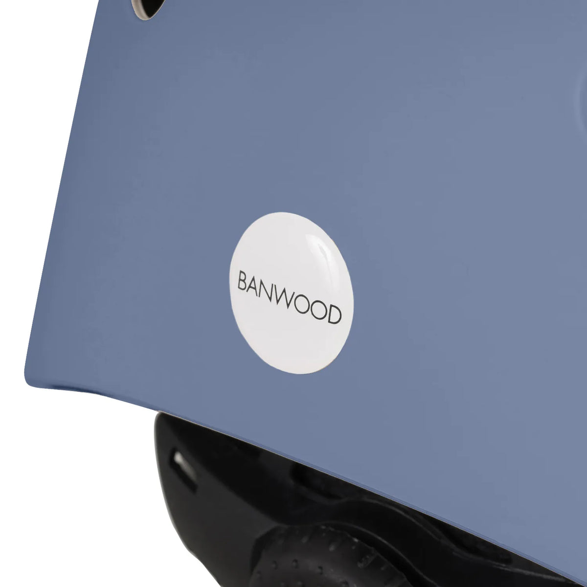 Kid wearing Banwood Classic Helmet Matte Blue
