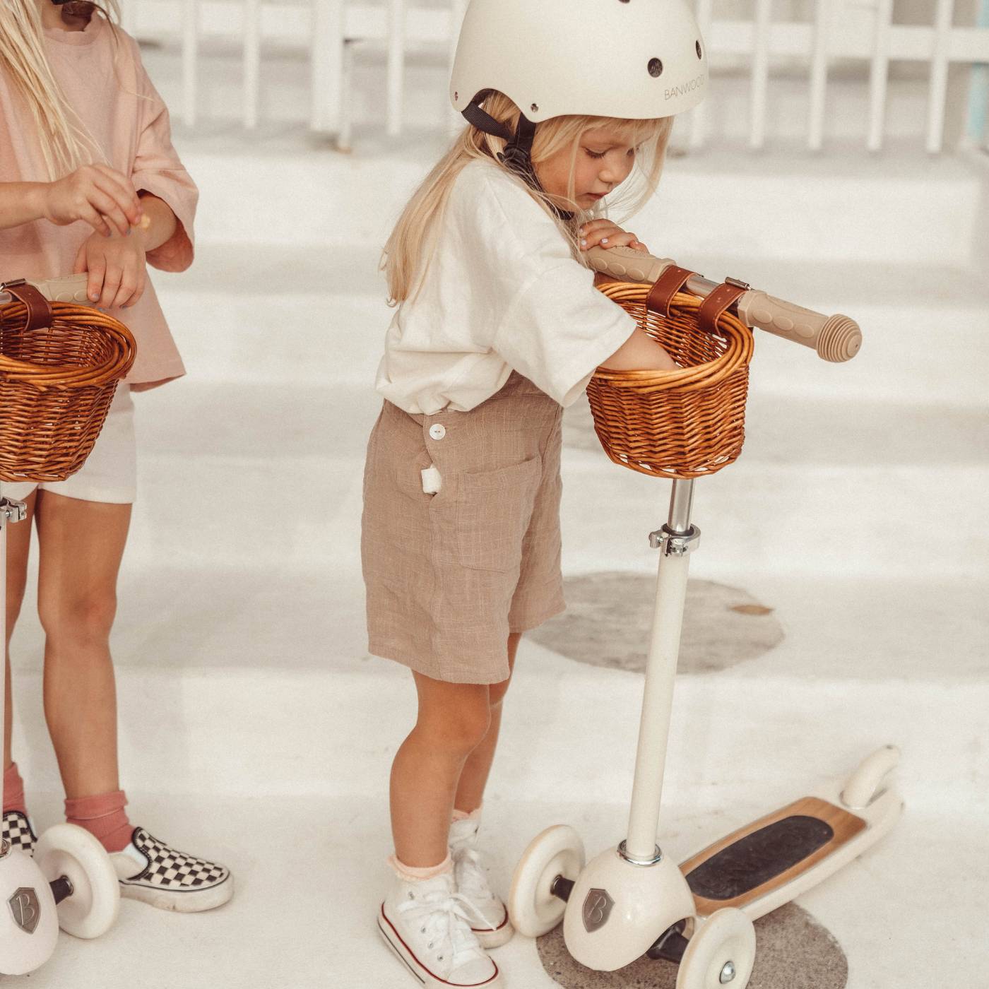 Scooter - Cream